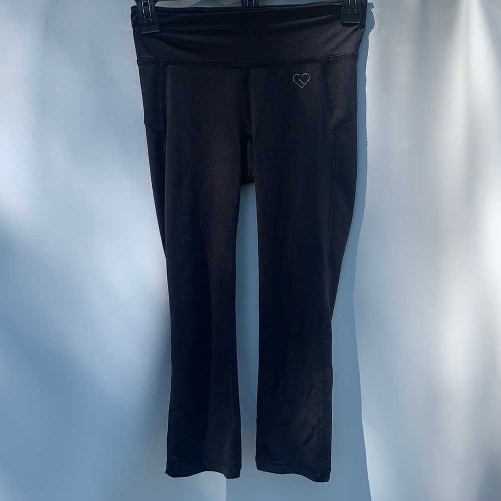 Black Aeropostale Capris Leggings